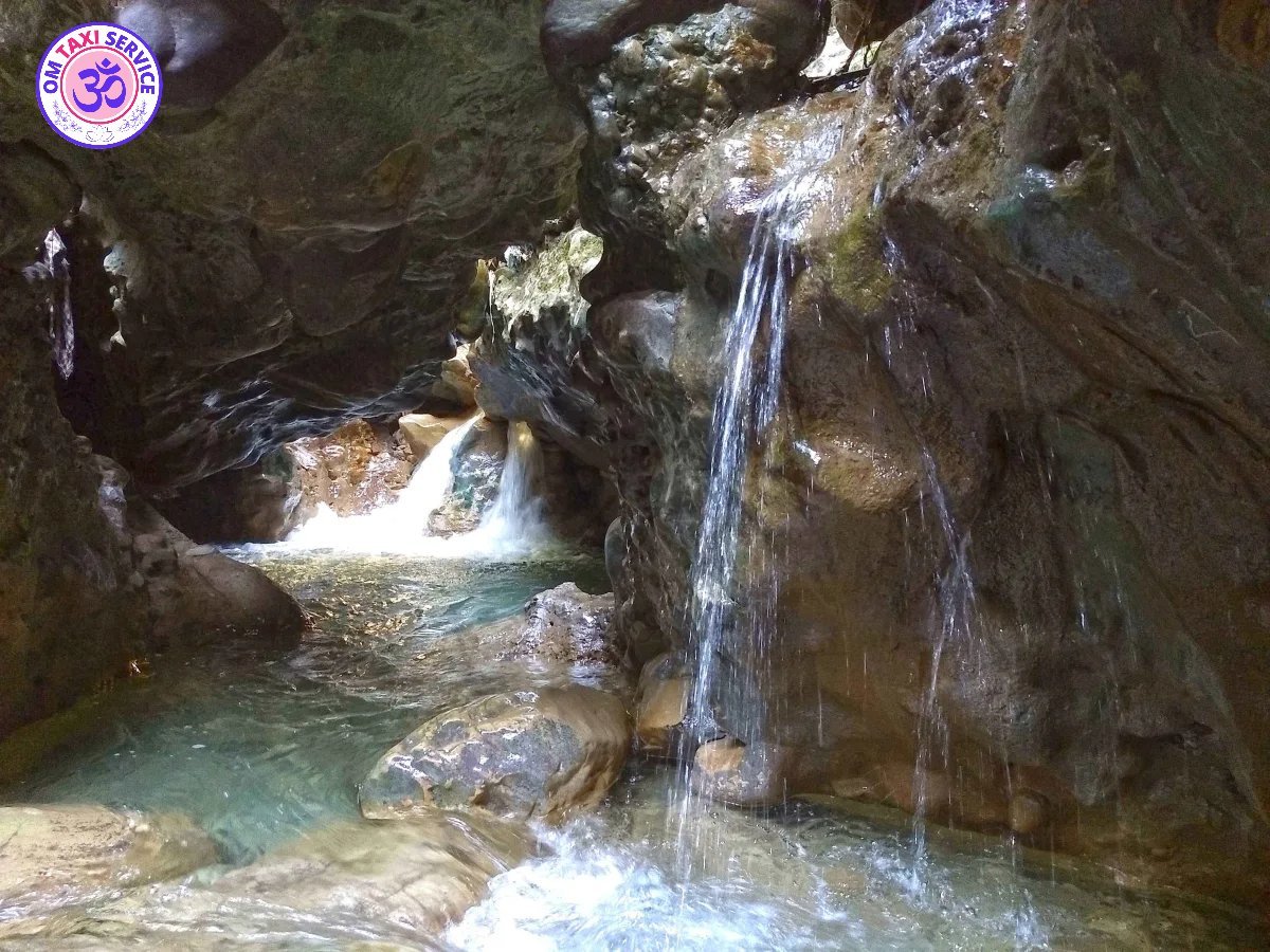 Top 10 Weekend Getaways from Dehradun by Road: Distance, Best Routes & Cab Tips