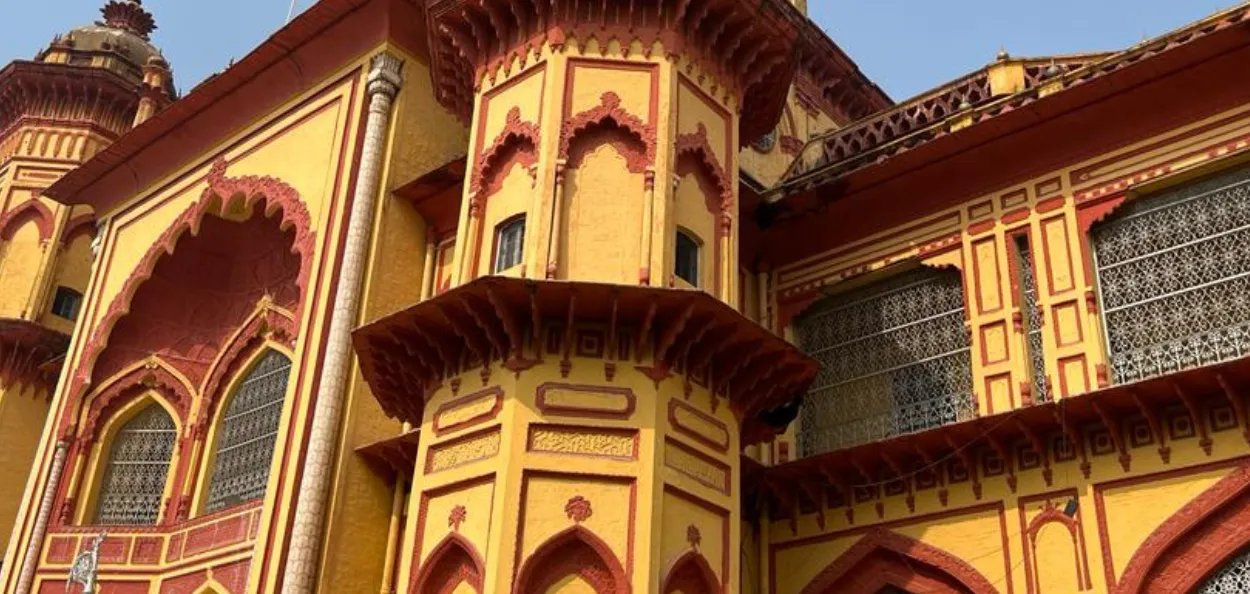Taxi in Rampur