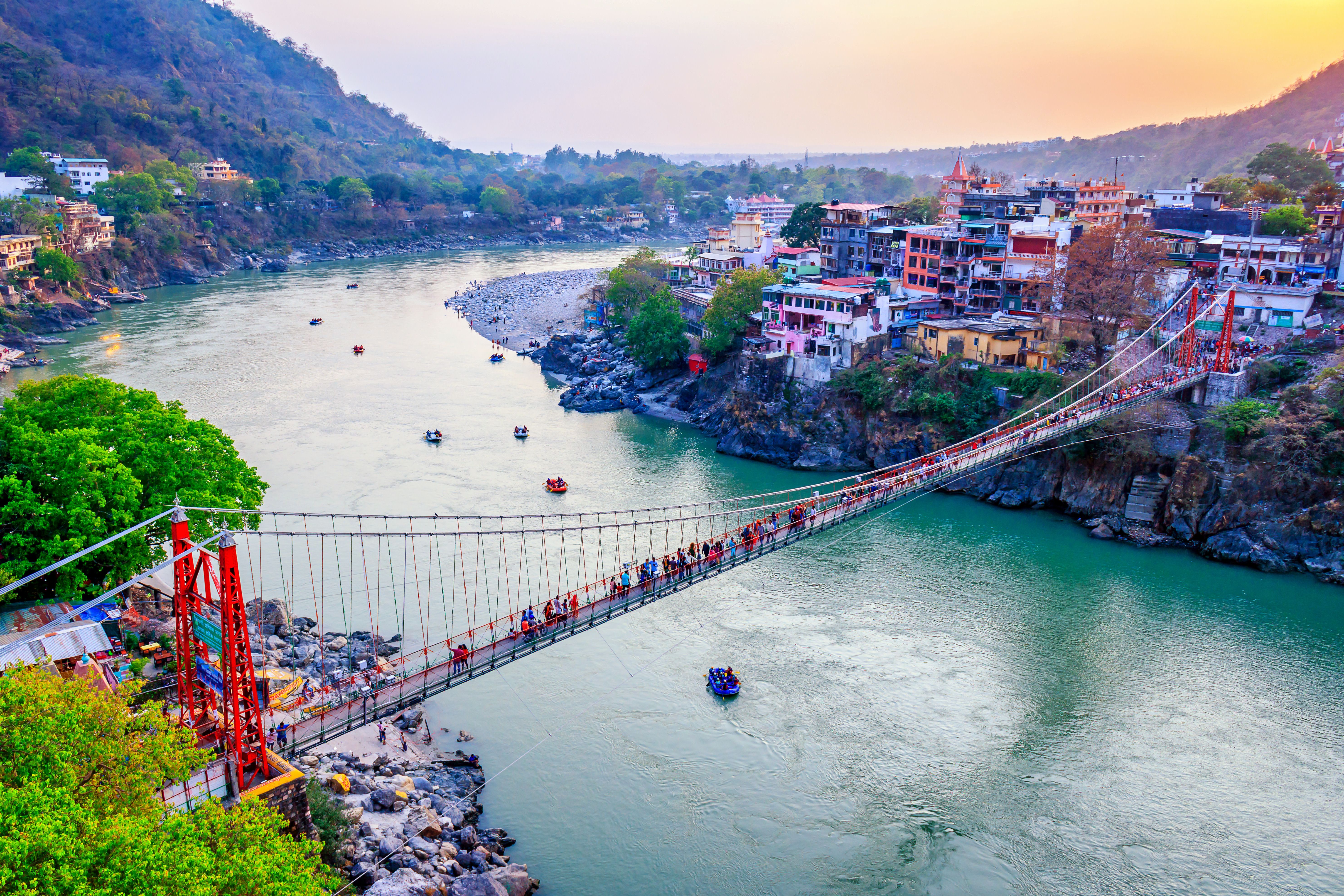 Dehradun to Rishikesh Taxi Service